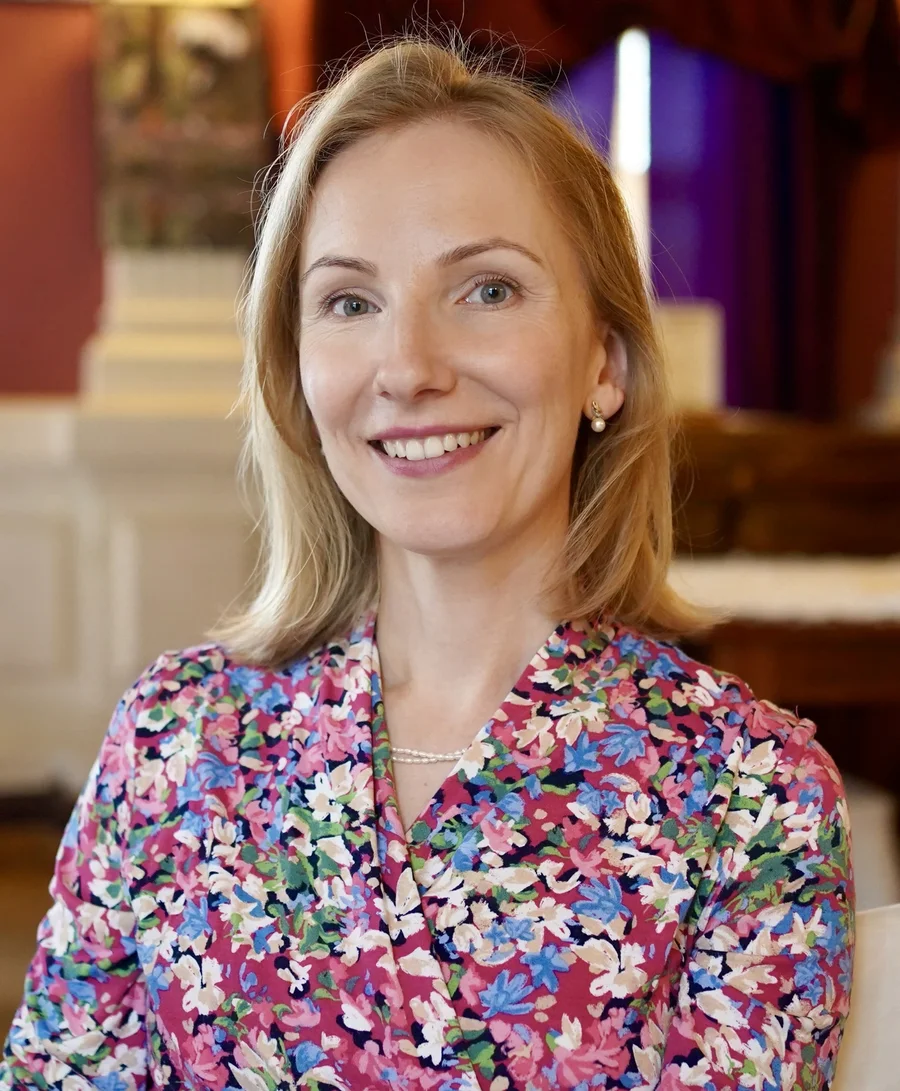 Anna Konikowska — prowadząca kurs konwersacji